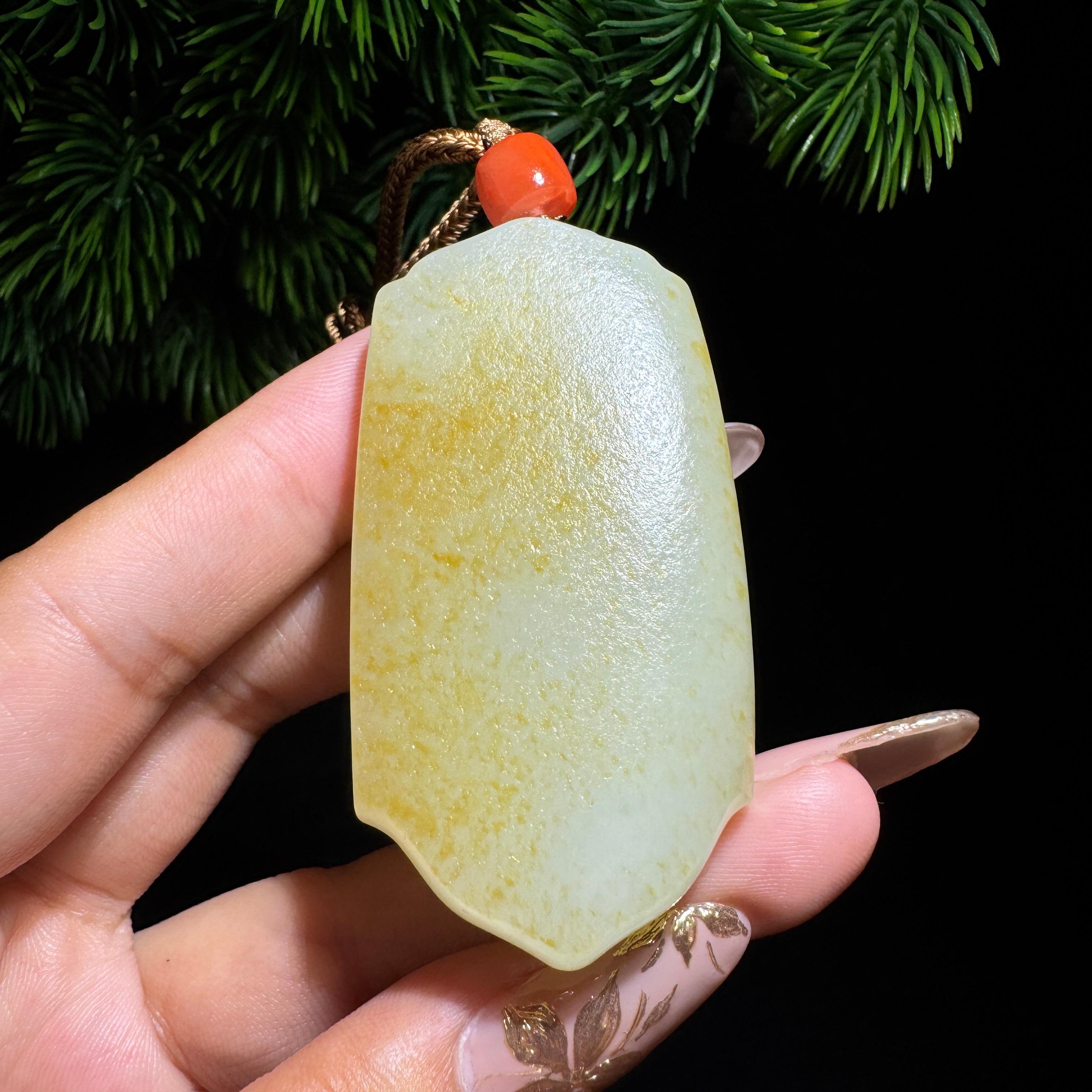 和田玉籽料满皮无事牌（54.0g）