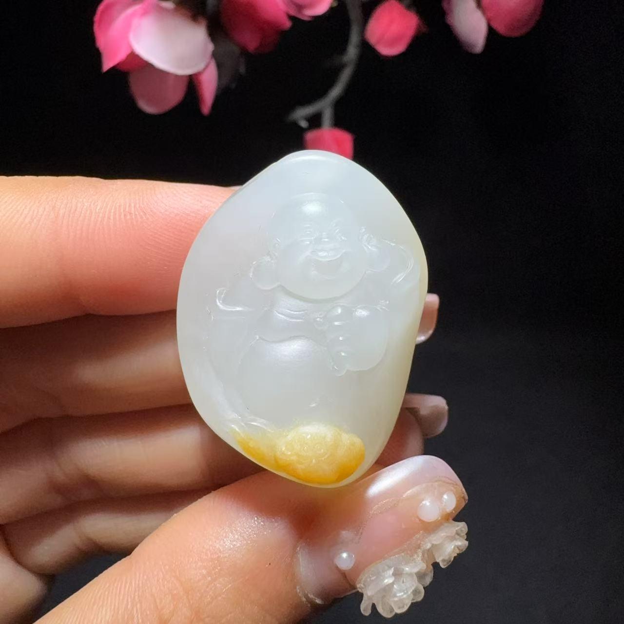和田玉籽料挂件佛（14.9g）