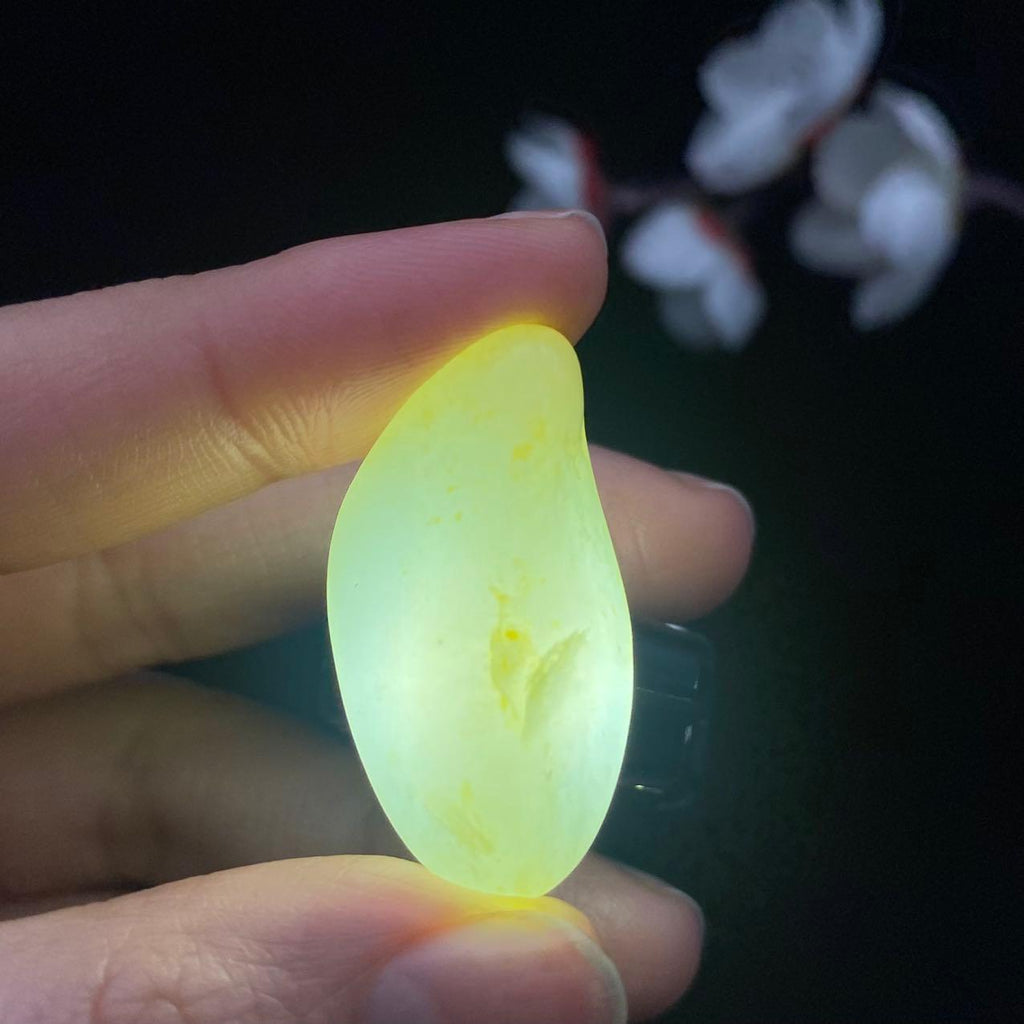 和田玉洒金皮籽料（9.8g）