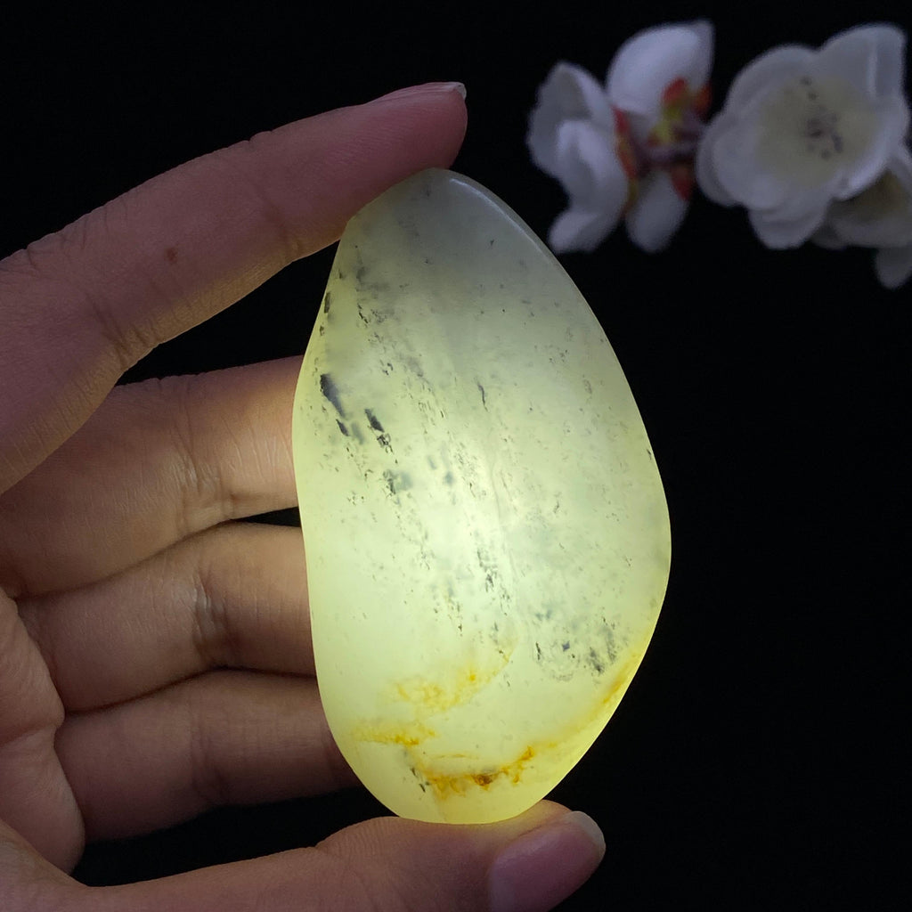 和田玉青花籽料手把件（65.6g）