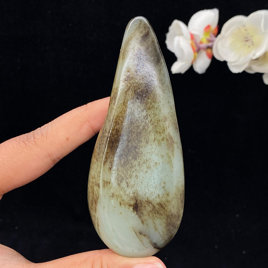 和田玉秋梨皮籽料手把件（108.6g）