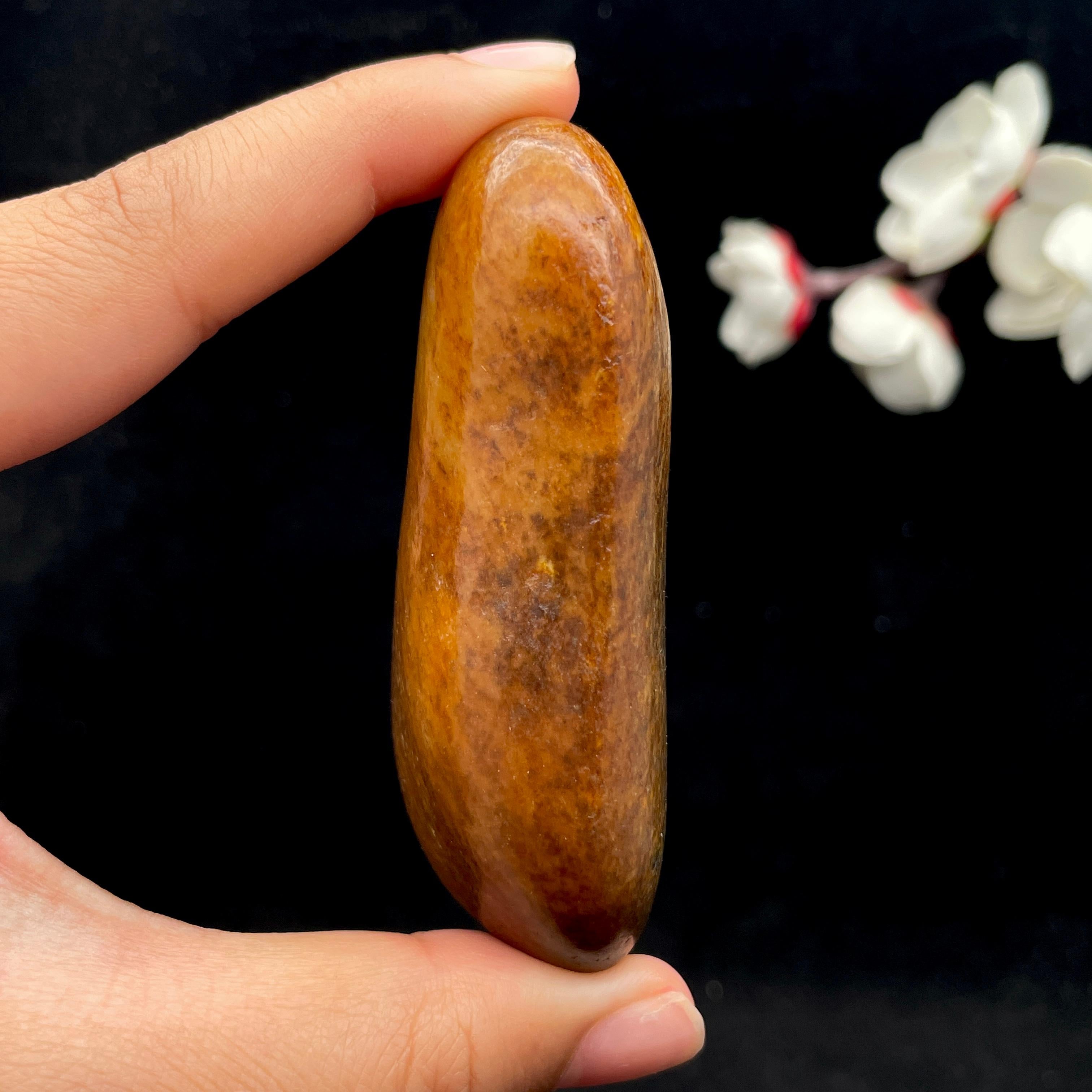和田玉黄沁皮籽料（163.3g）