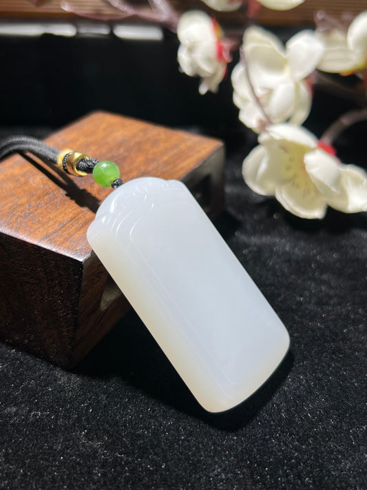 和田玉平安无事牌（50.3g）