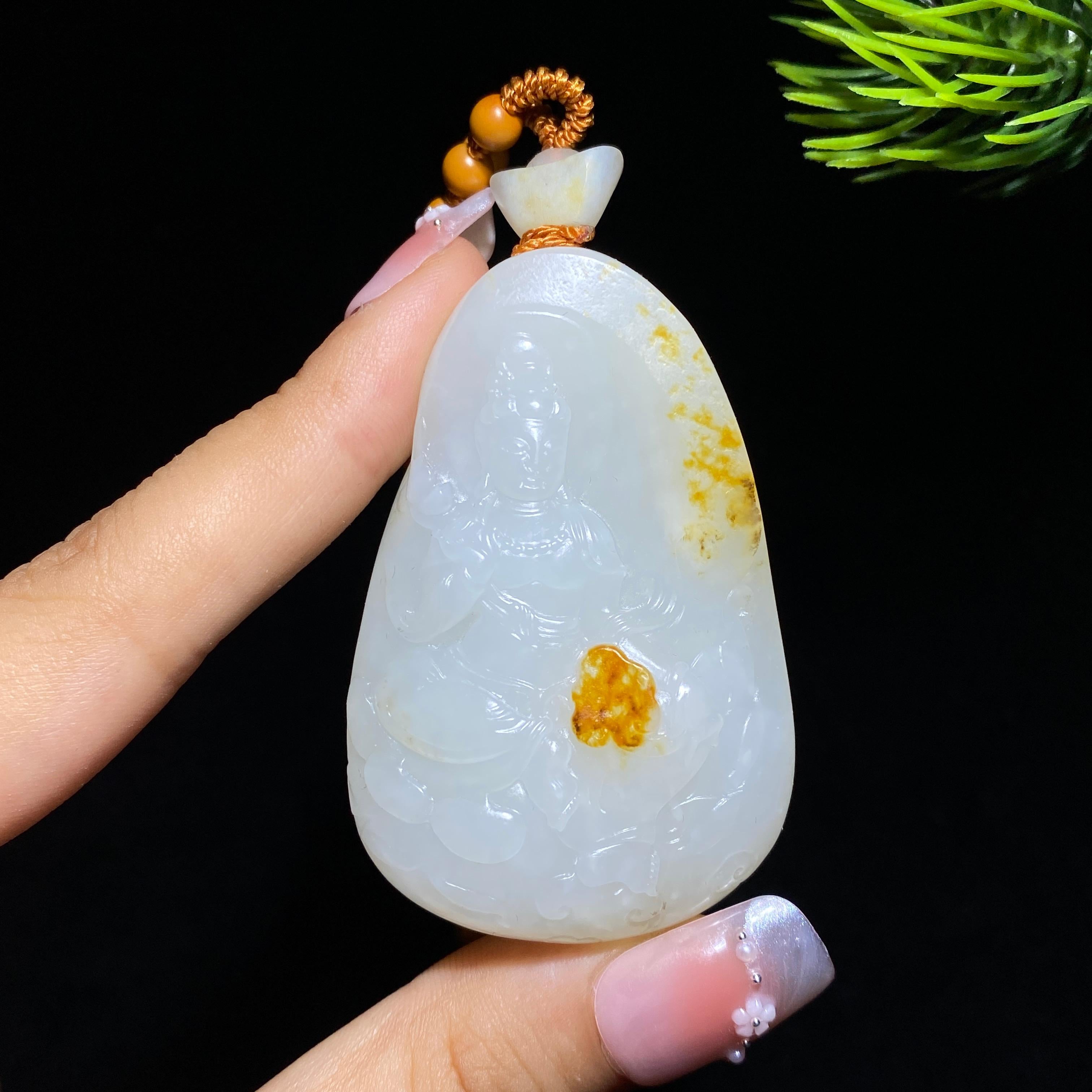 和田玉籽料观音（57.5g）