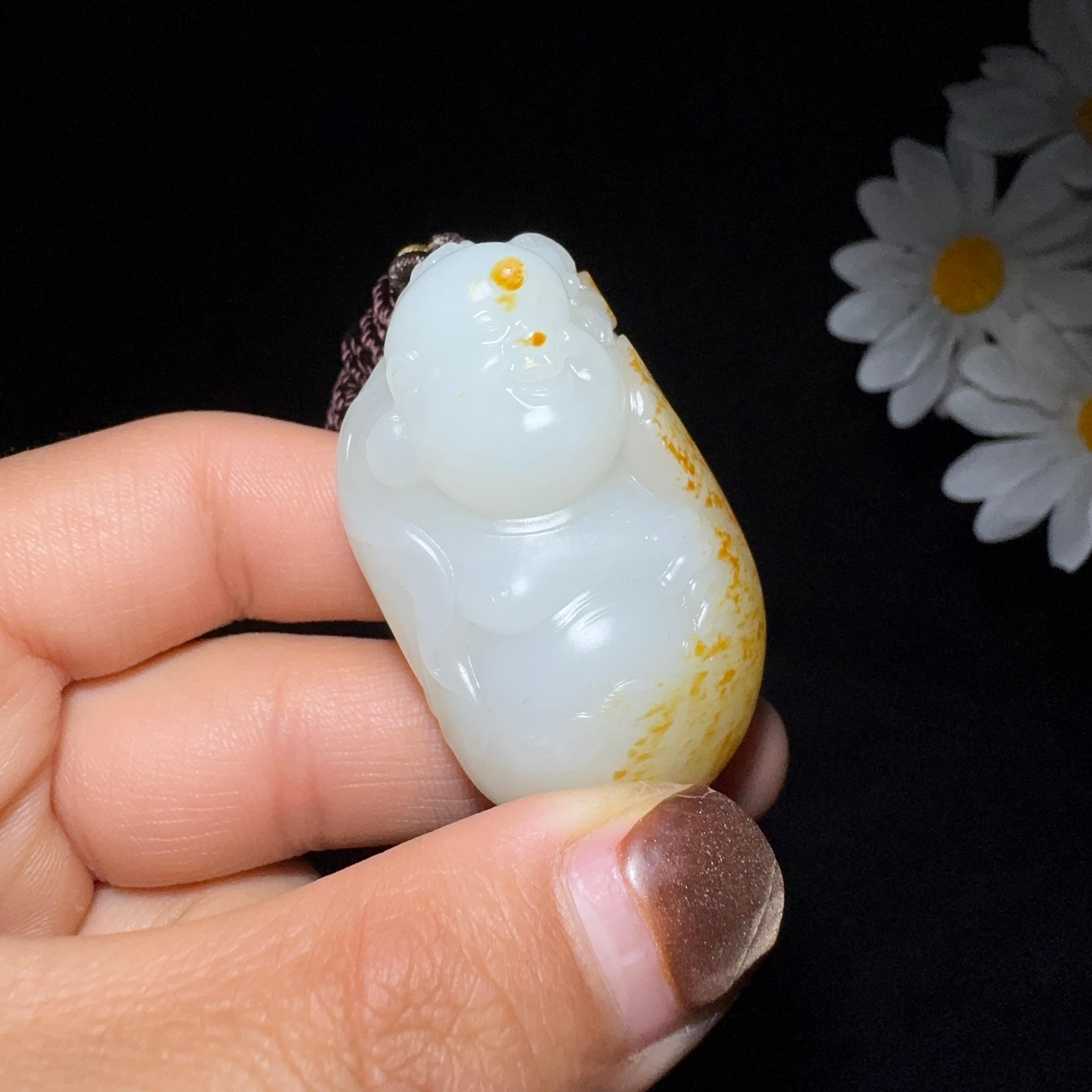 和田玉籽料收藏级挂件佛公（51.5g）