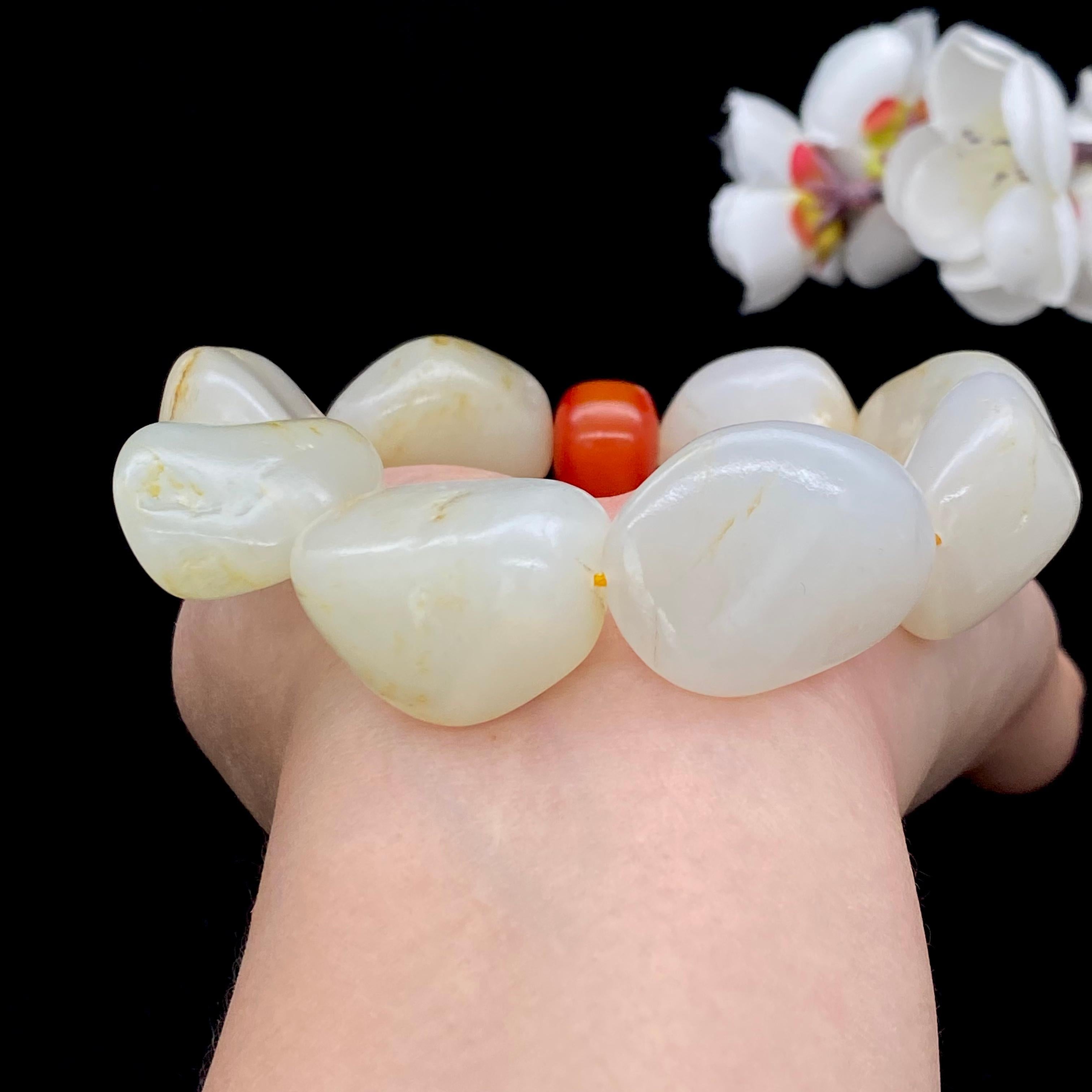 和田玉洒金皮籽料【精品手串】（106.3g）