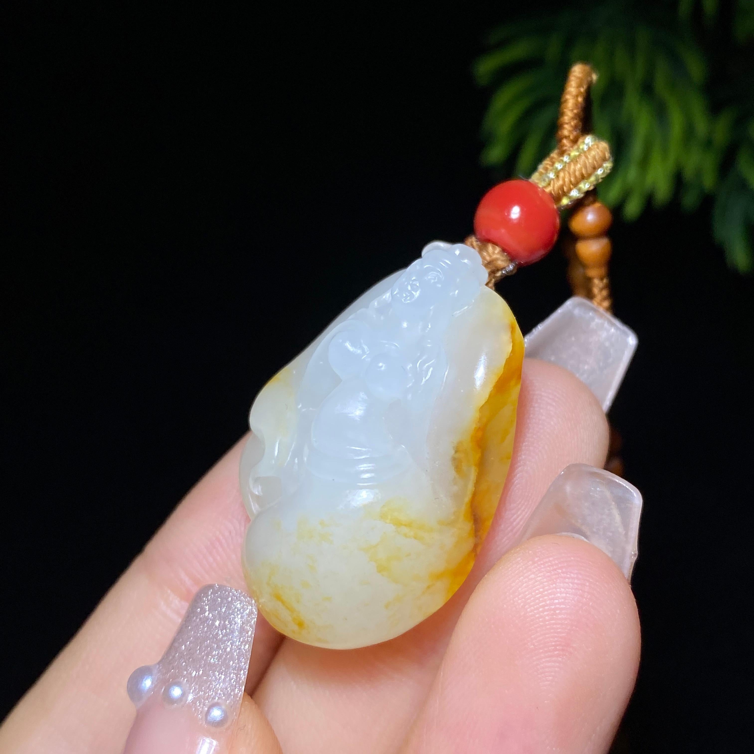 和田玉籽料楼兰美女（12.1g）