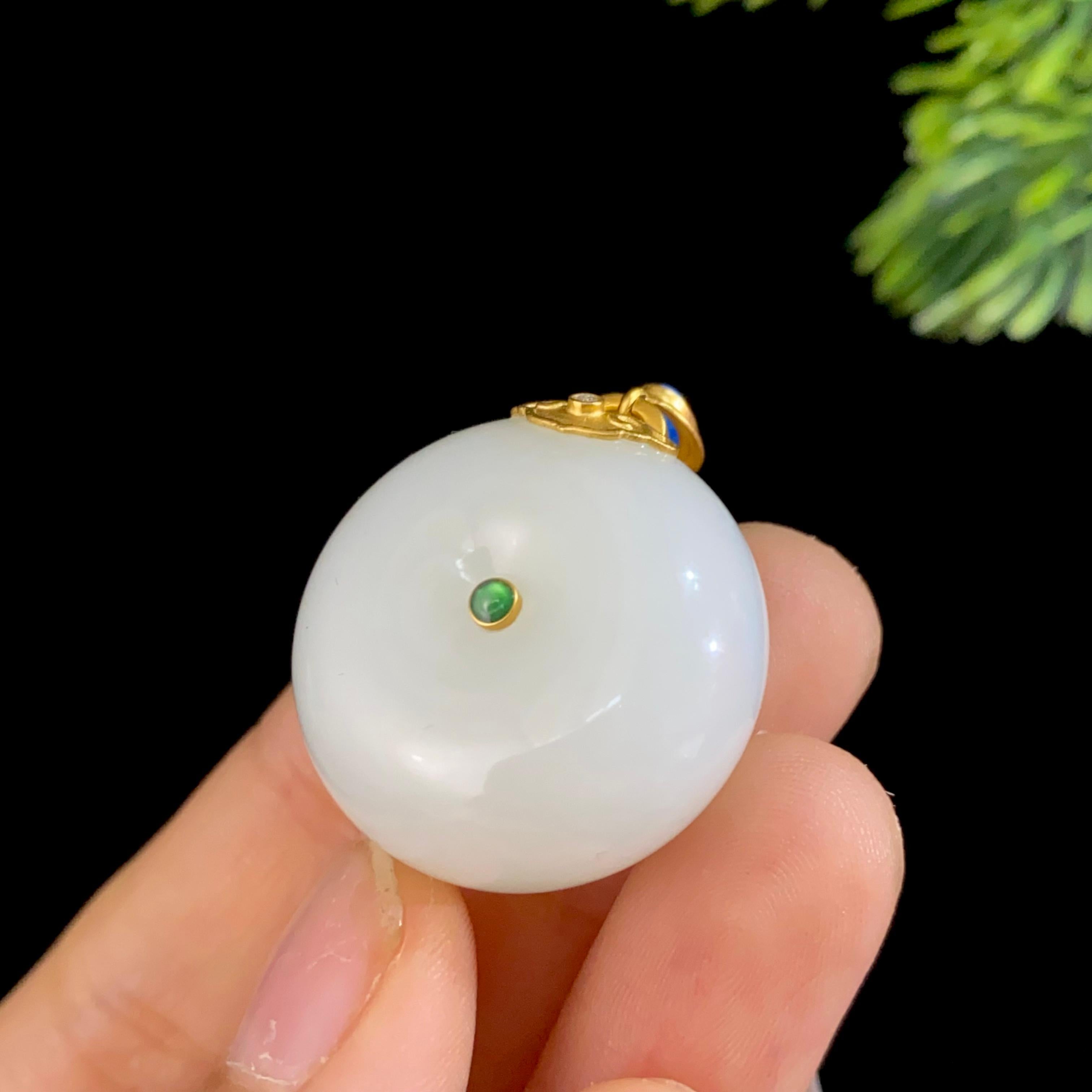 和田玉18k金羊脂白玉平安扣吊坠（15.7g） – 厚德载玉