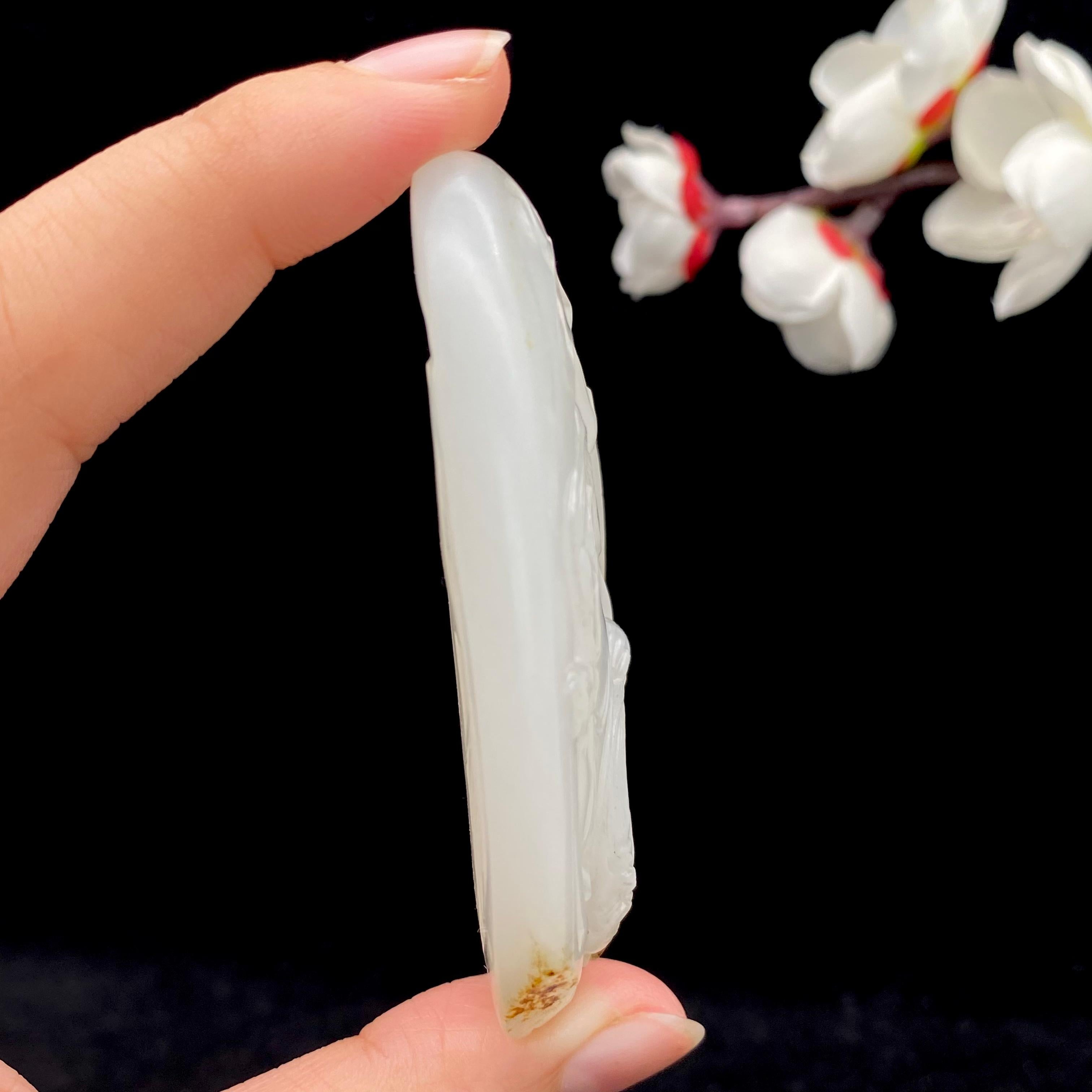 和田玉白玉籽料【关公】（69.4g）