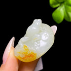 和田玉籽料呱呱来财HZ2606073068（22.1g）