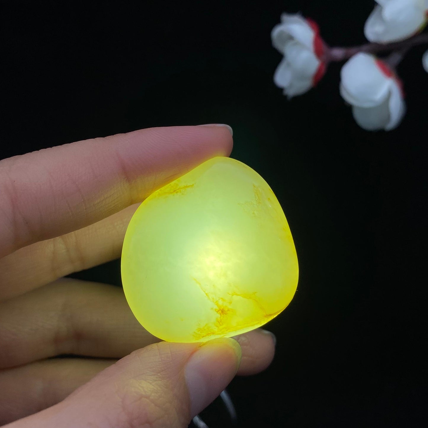 和田玉黄皮籽料原石（17g）