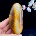 和田玉聚红皮籽料原石（170.2g）