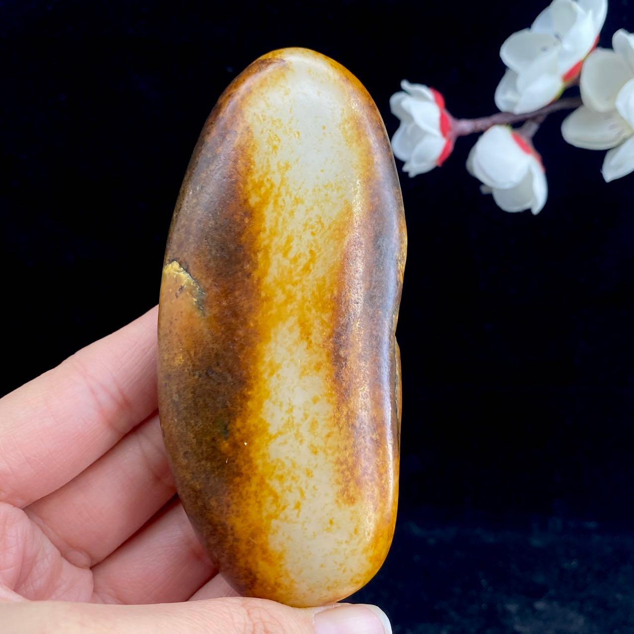 和田玉聚红皮籽料原石（170.2g）