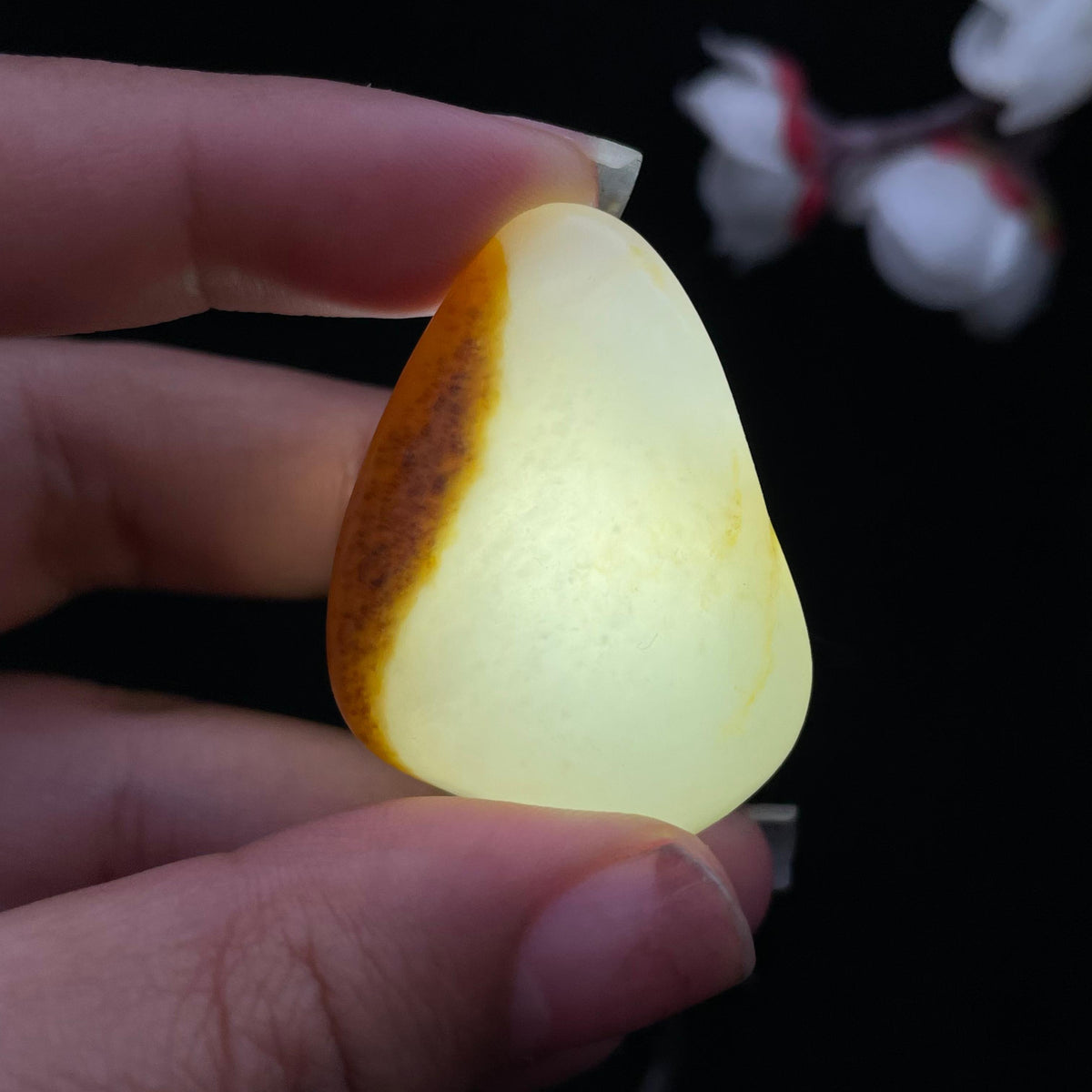 和田玉聚黄皮籽料（14.7g）