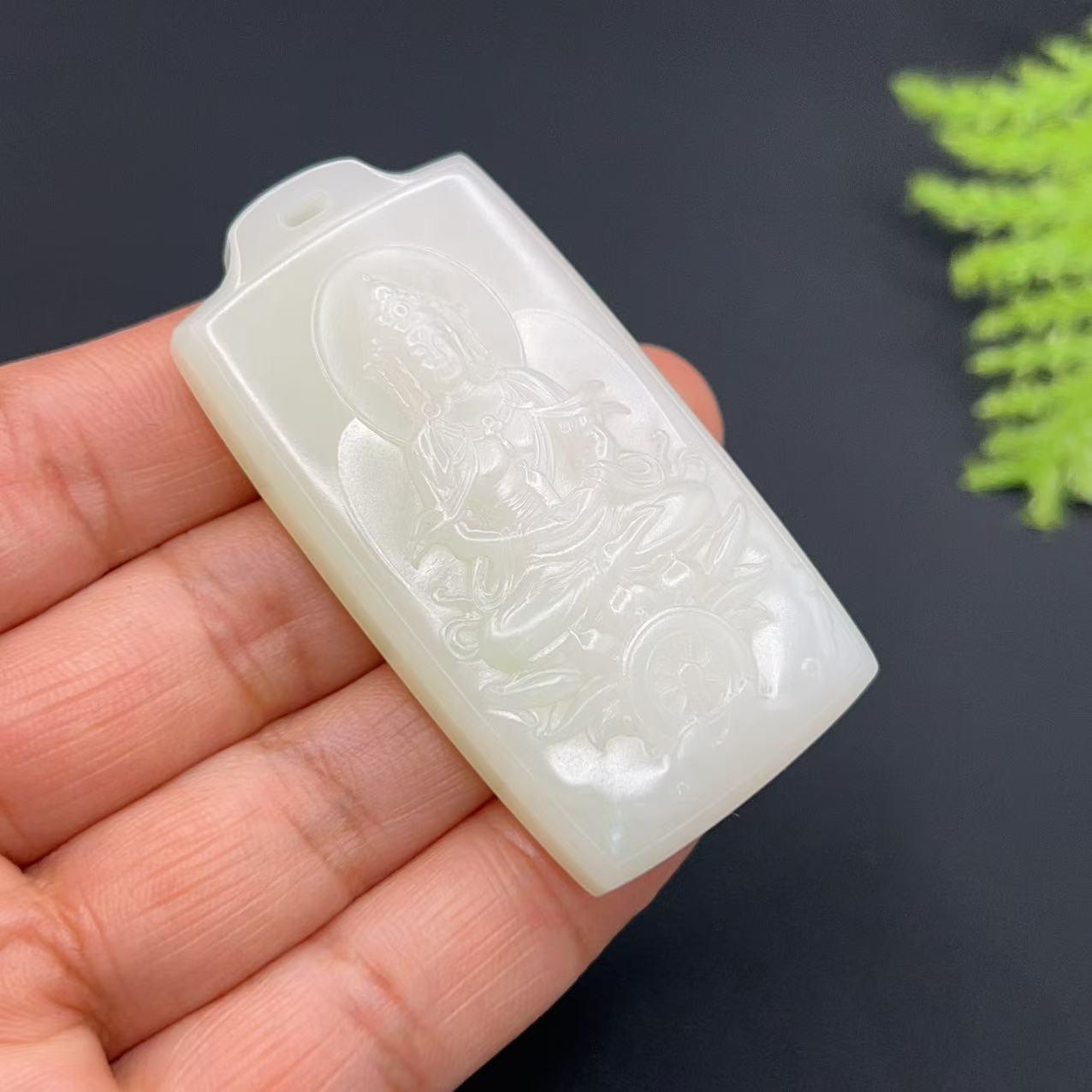 和田玉羊脂白玉观音玉牌（38.0g）