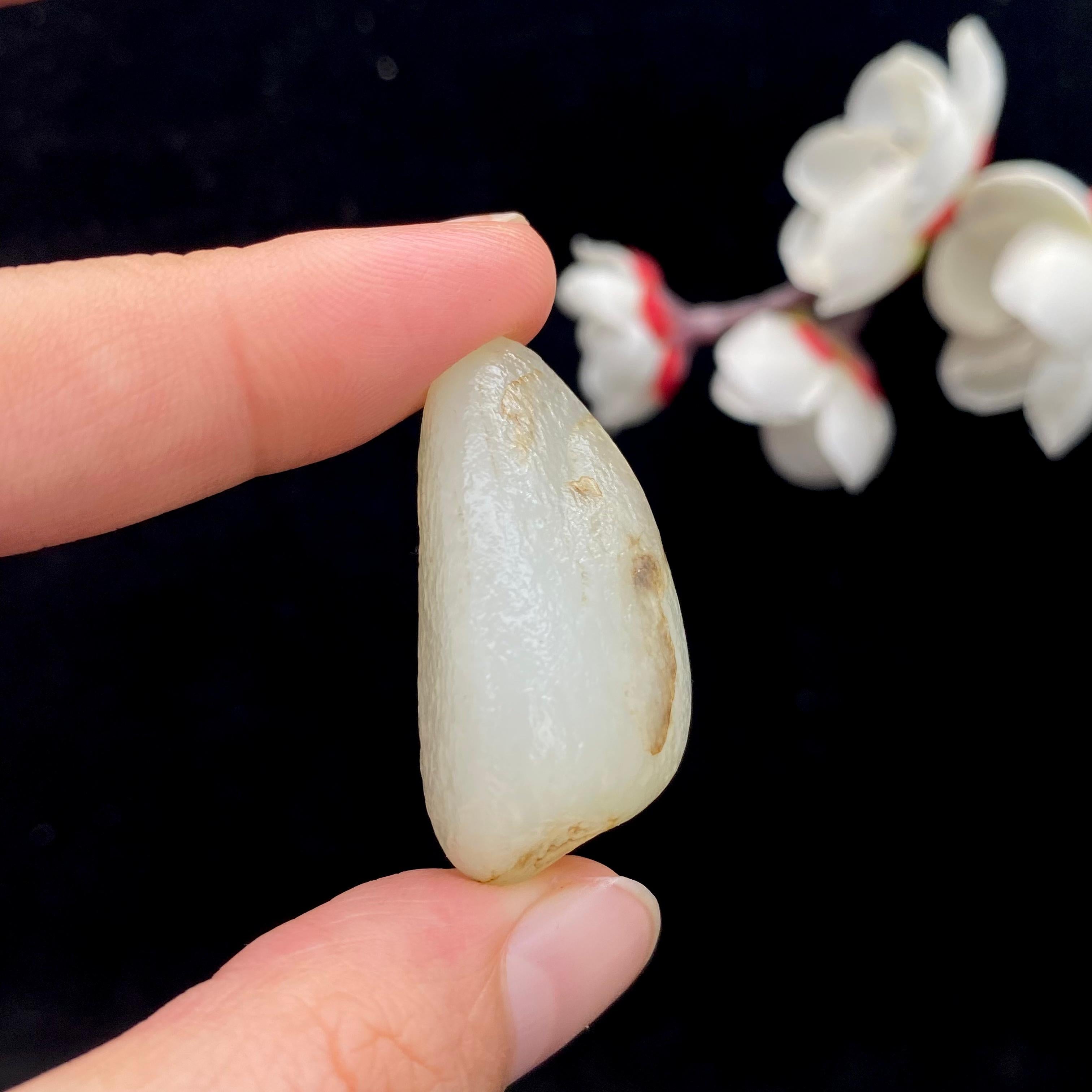和田玉白玉籽料旱籽挂件（17.3g）