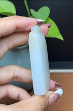 新疆和田玉且末料羊脂玉如意貔貅平安无事牌府上有龙（53.3g）