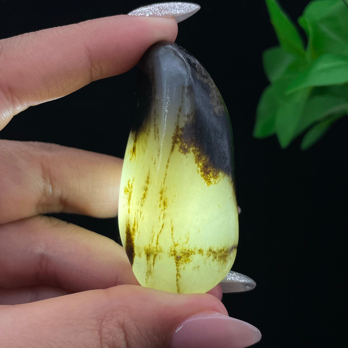 和田玉秋梨黑皮籽料挂件（39.5g）