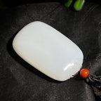 和田玉羊脂白玉无事牌（53.6g）