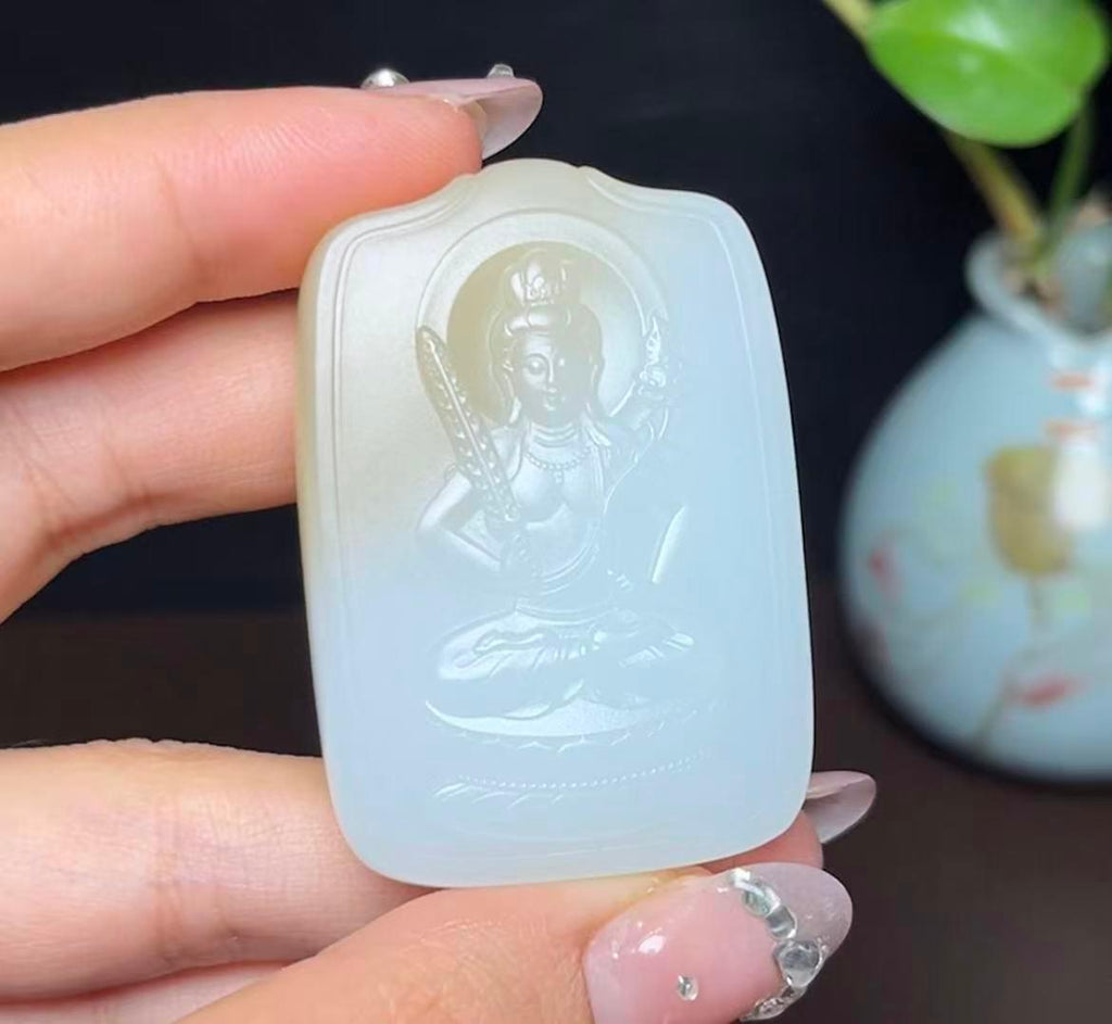 新疆和田玉且末糖羊脂玉虚空藏菩萨（44.8g）