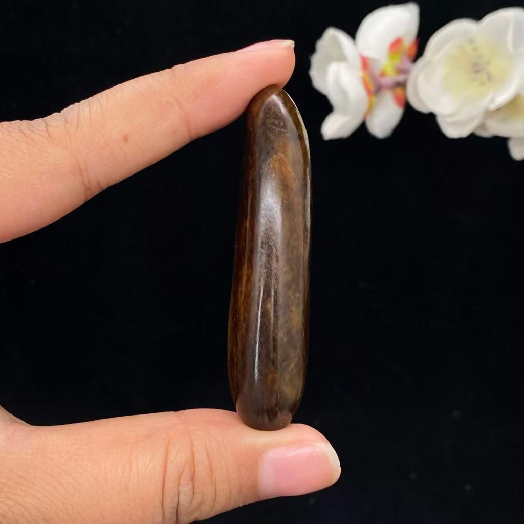 和田玉黄沁皮籽料挂件（47.3g）