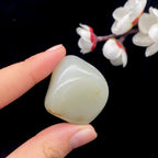 和田玉-青白玉籽料原石（25g）