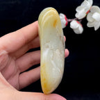 和田玉洒金皮籽料手把件（194.2g）