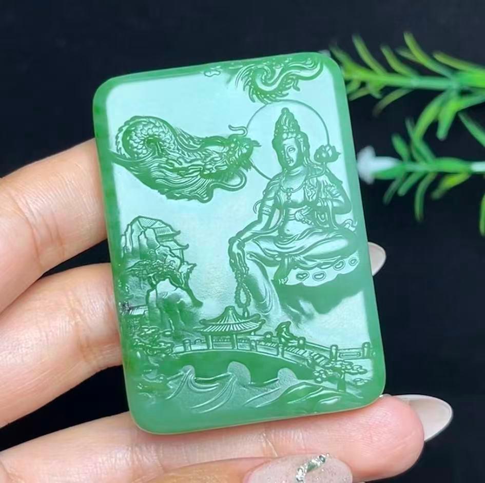 和田玉碧玉双色山水大势至菩萨（65.2g）