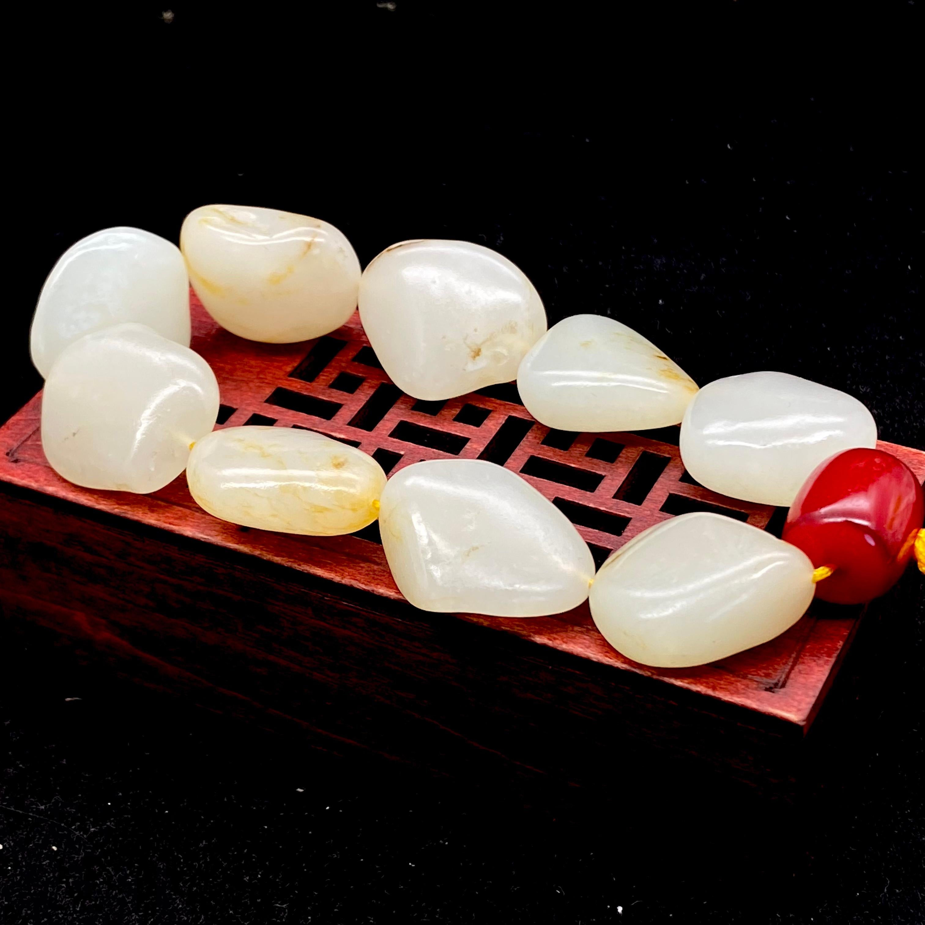 和田玉洒金皮【精品手串】（57.3g）