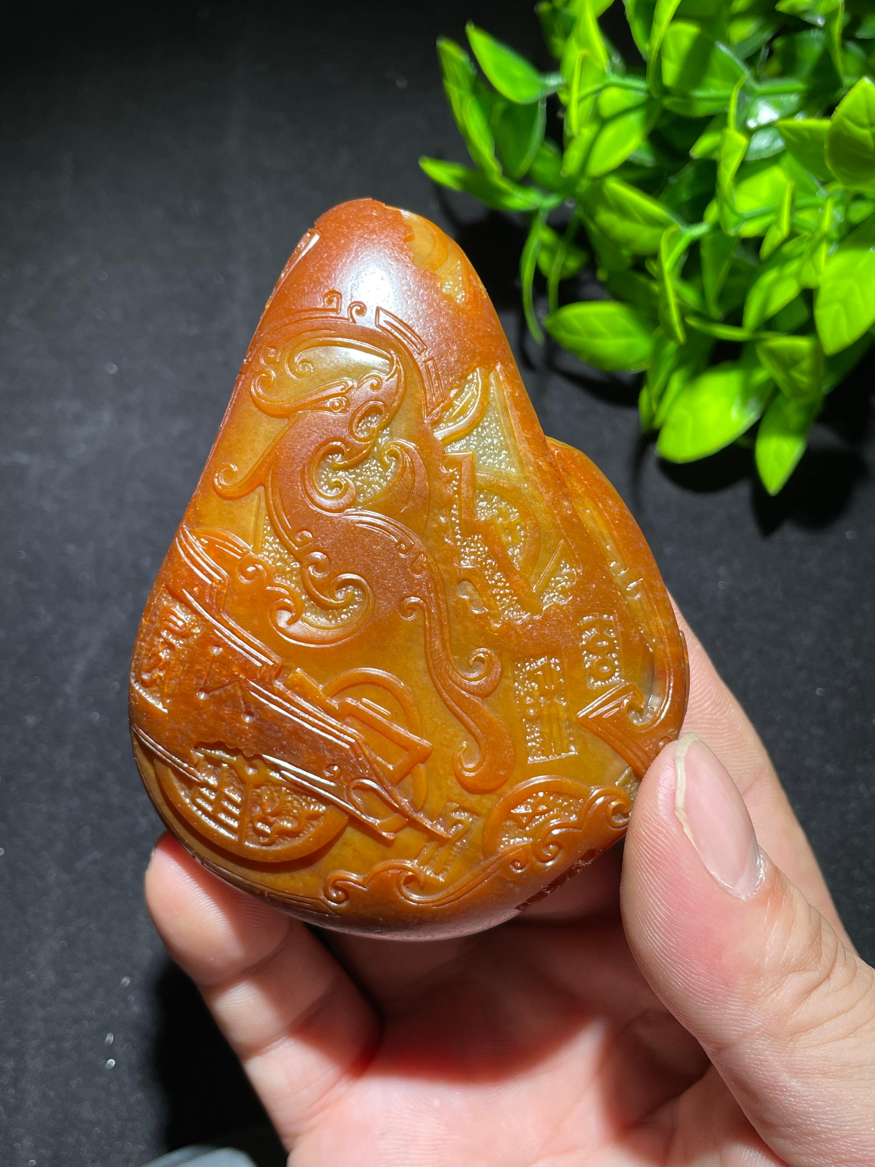 和田玉籽料独籽龙凤呈祥（239.0g）