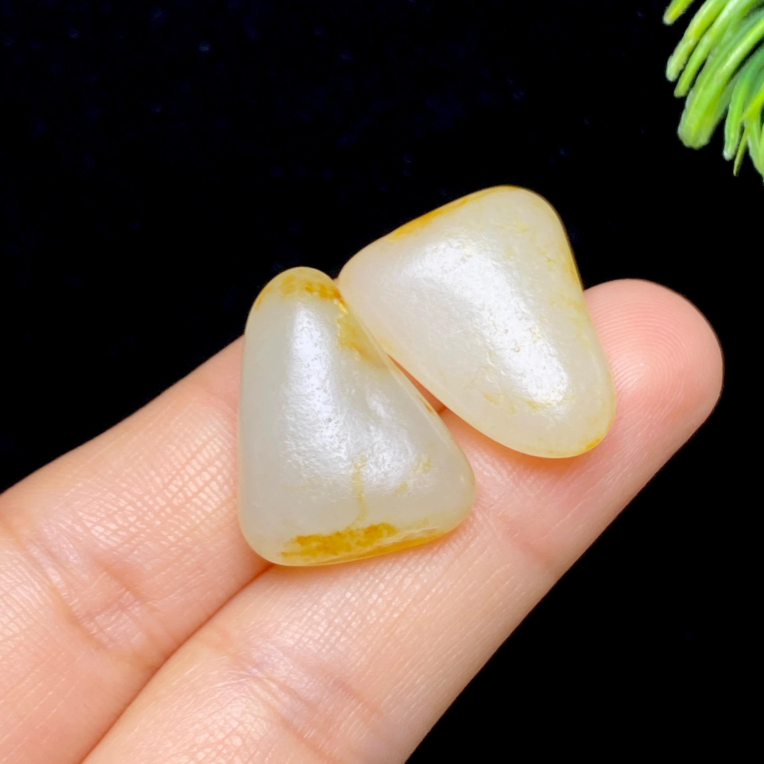 和田玉洒金皮籽料（8.5g）