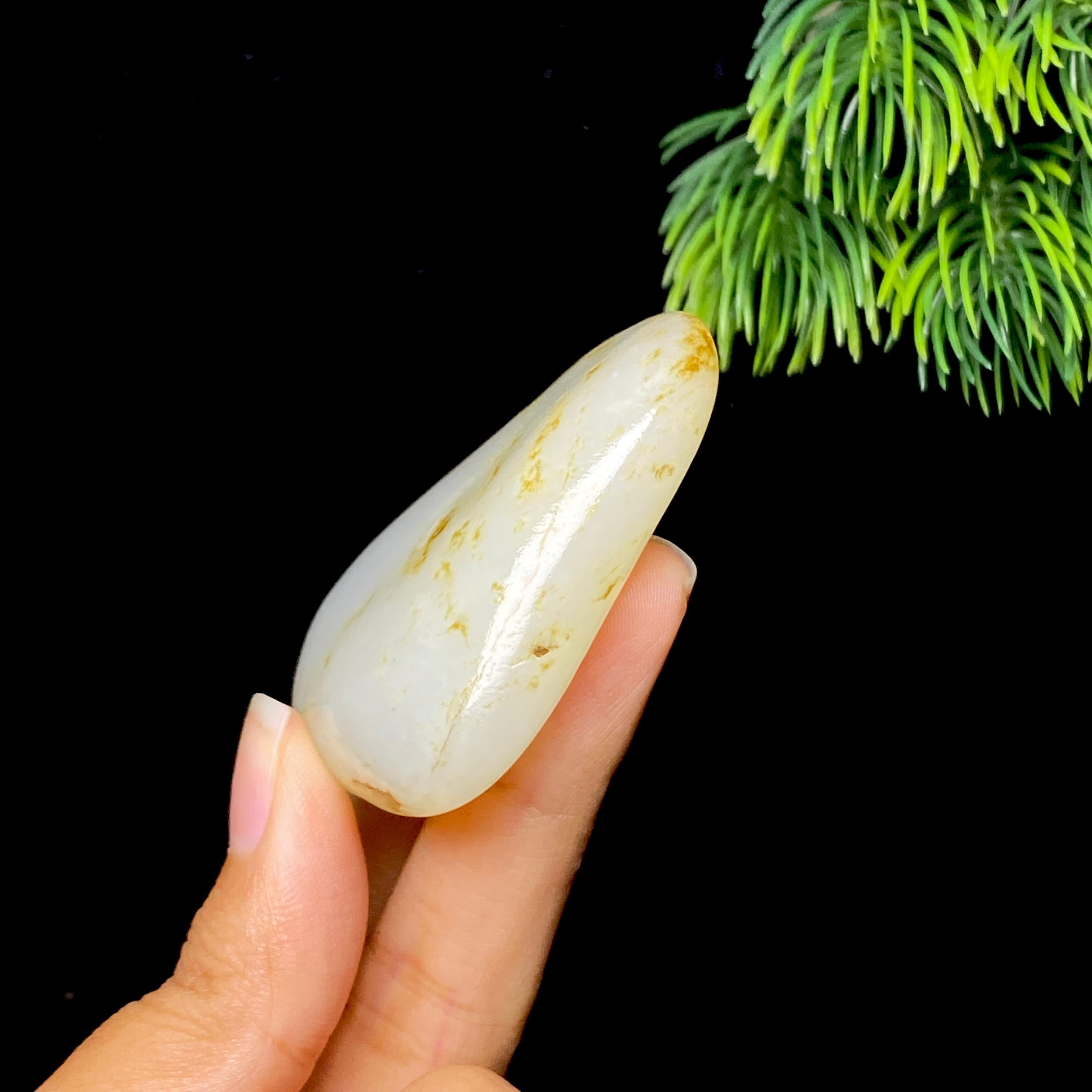 和田玉洒金皮白肉籽料（61.7g）