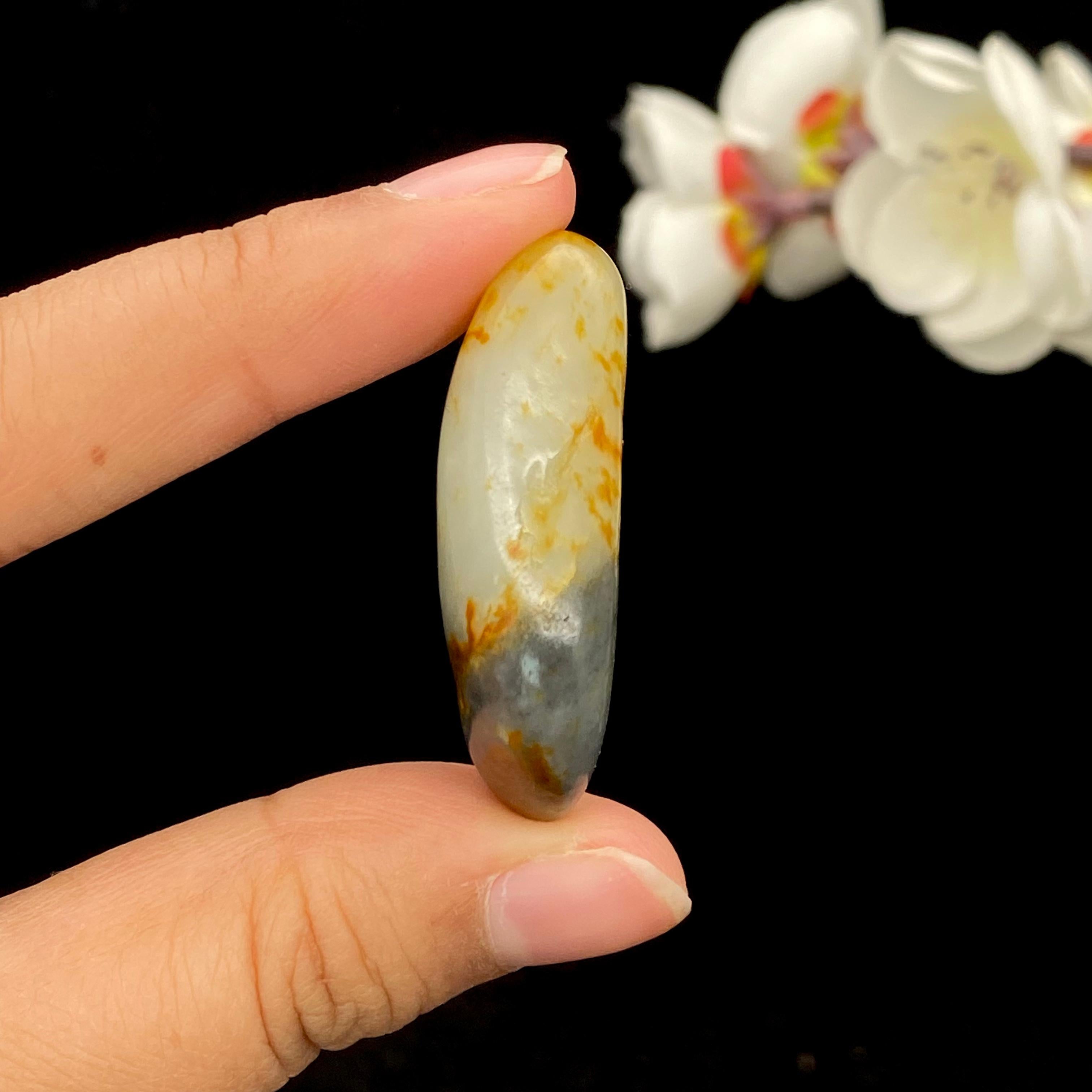 和田玉洒金皮青花籽料（14.4g）