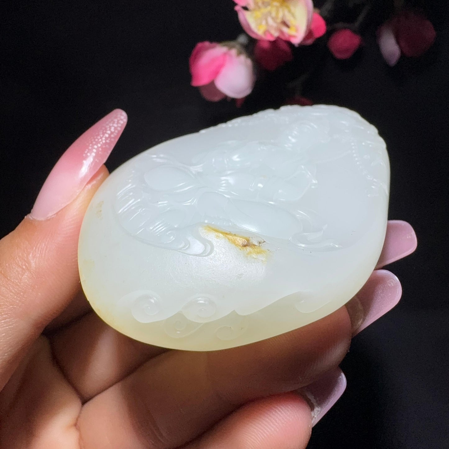 和田玉籽料挂件莲花观音（75.7g）