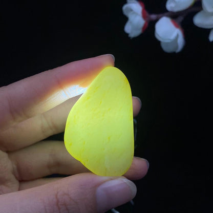 和田玉洒金皮籽料原石（23.5g）