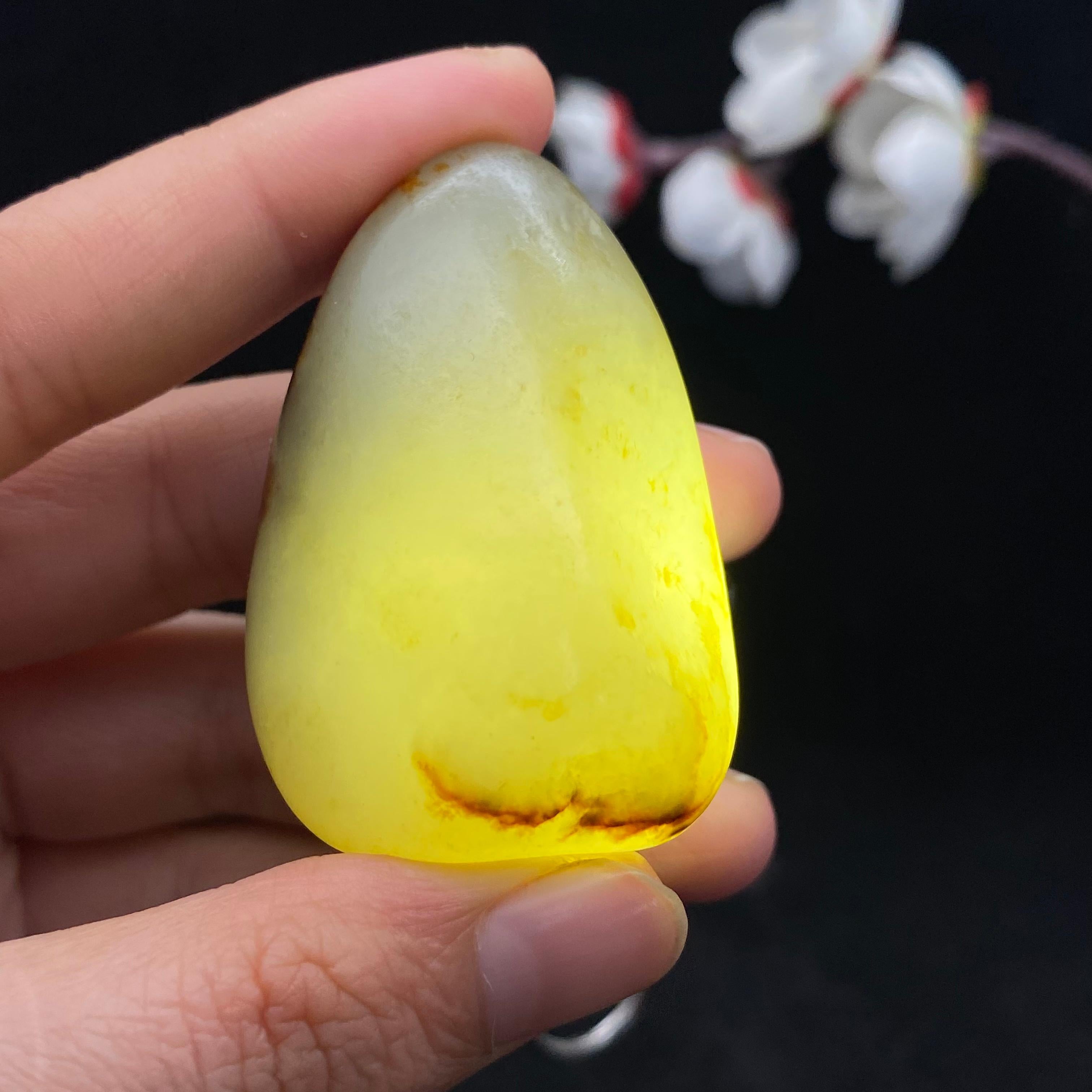 和田玉聚红皮籽料（50.9g）