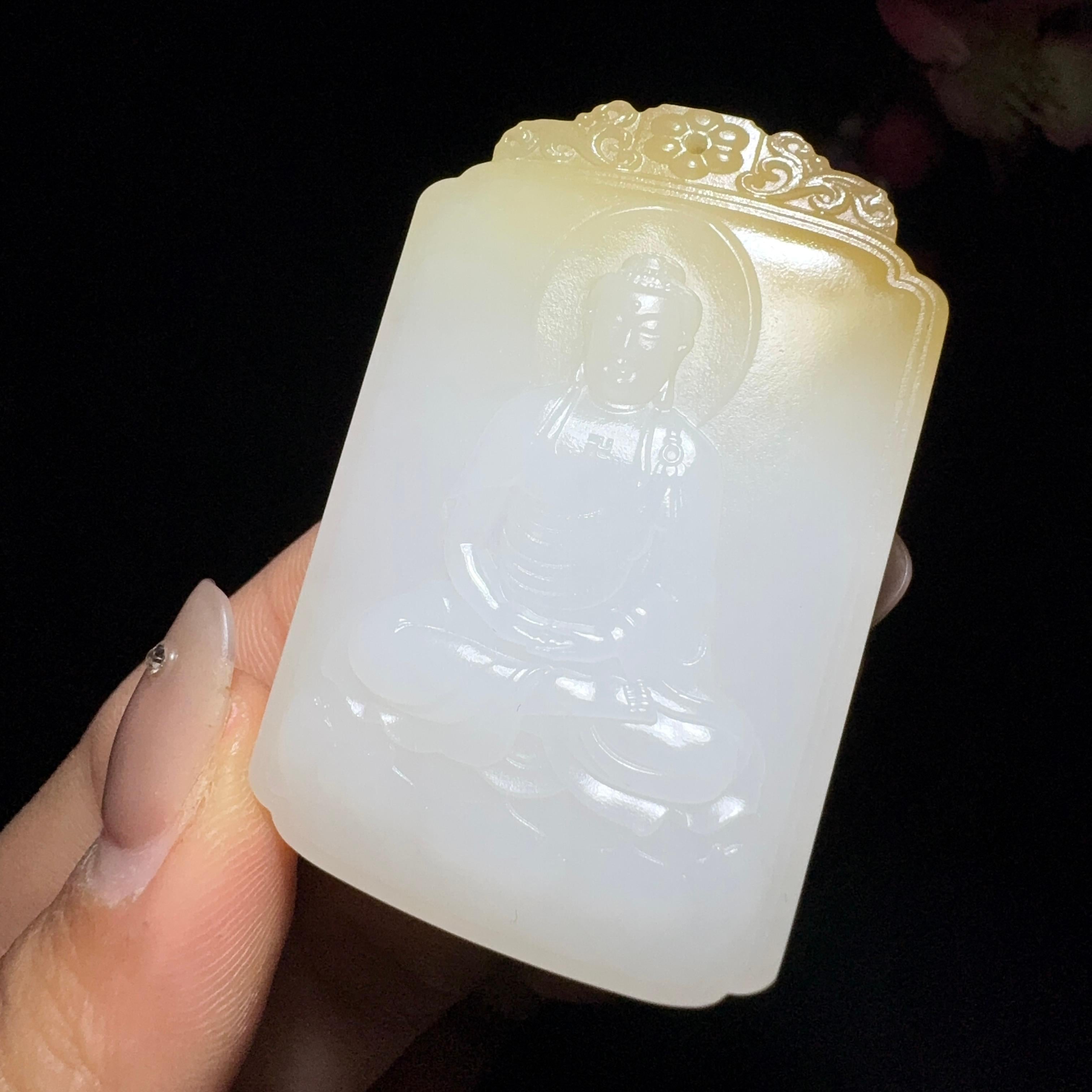 和田玉糖白大日如来挂件（43.4g）