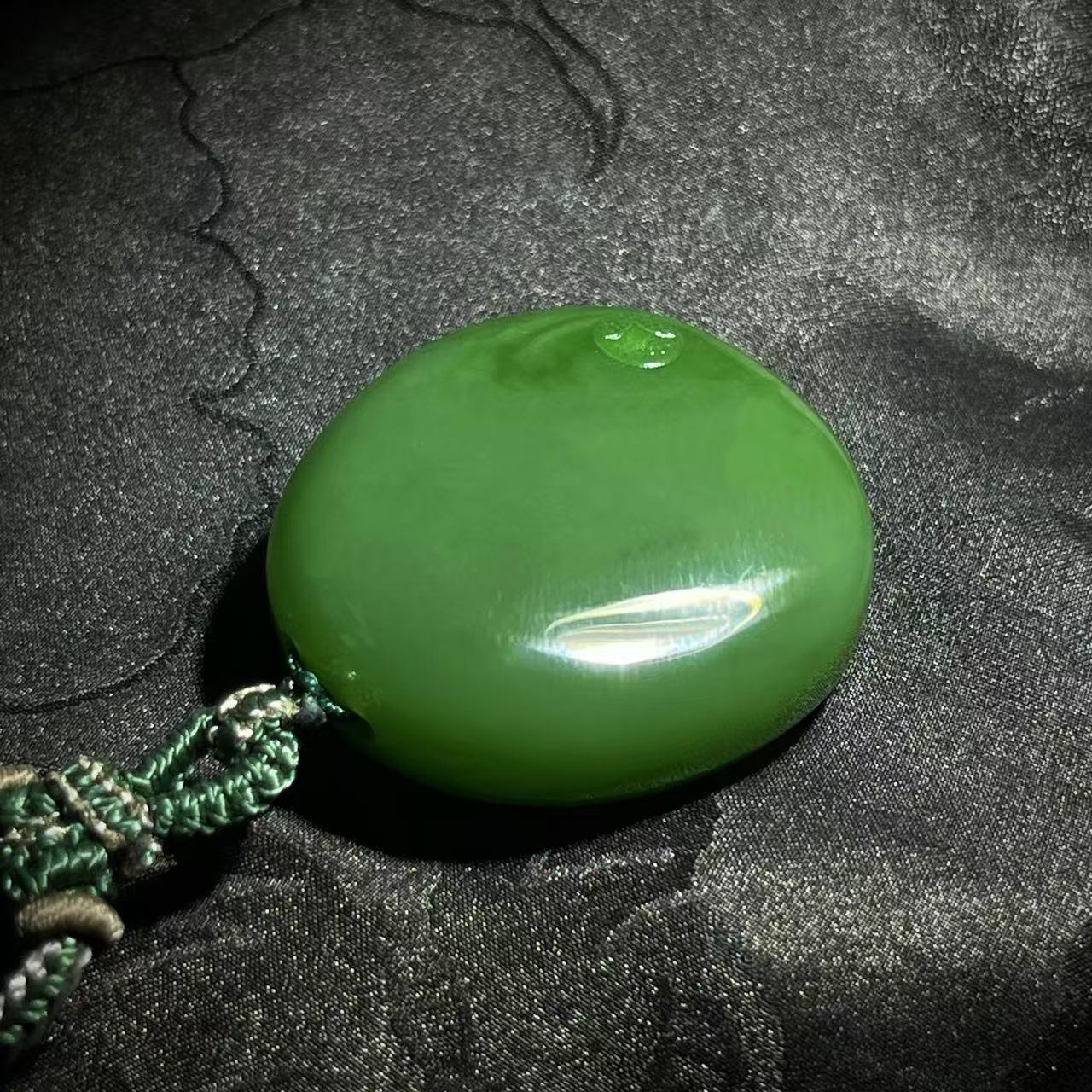 和田玉碧玉辣阳绿佛公（28.6g）