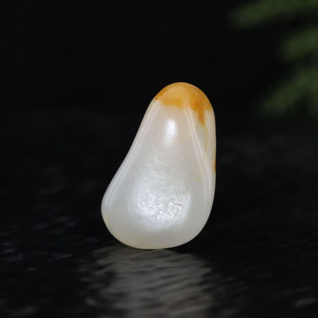 和田玉黄皮籽料（5.4g）