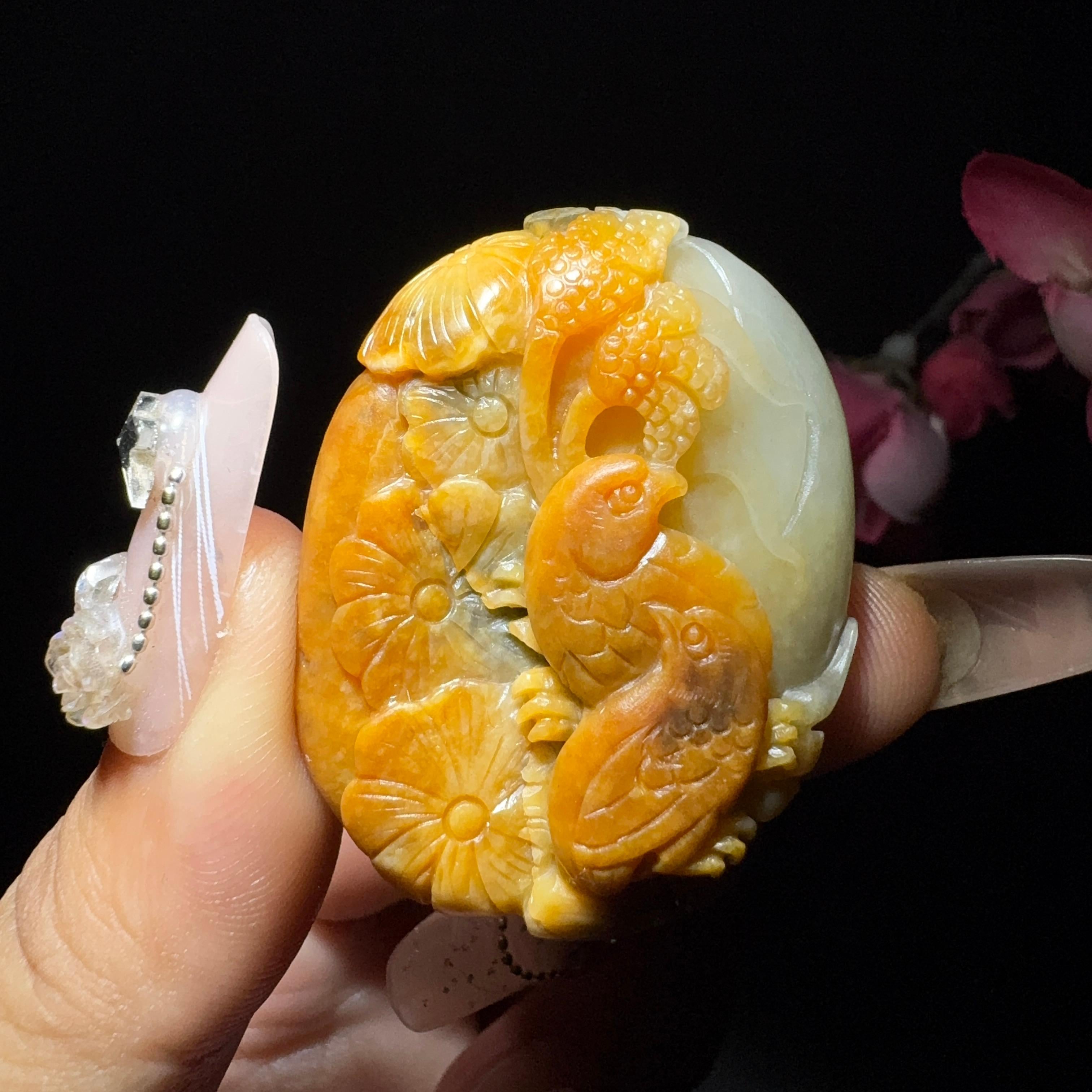 和田玉籽料挂件喜上眉梢（38.8g）