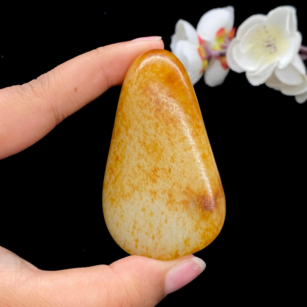和田玉洒红皮籽料手把件（141.7g）