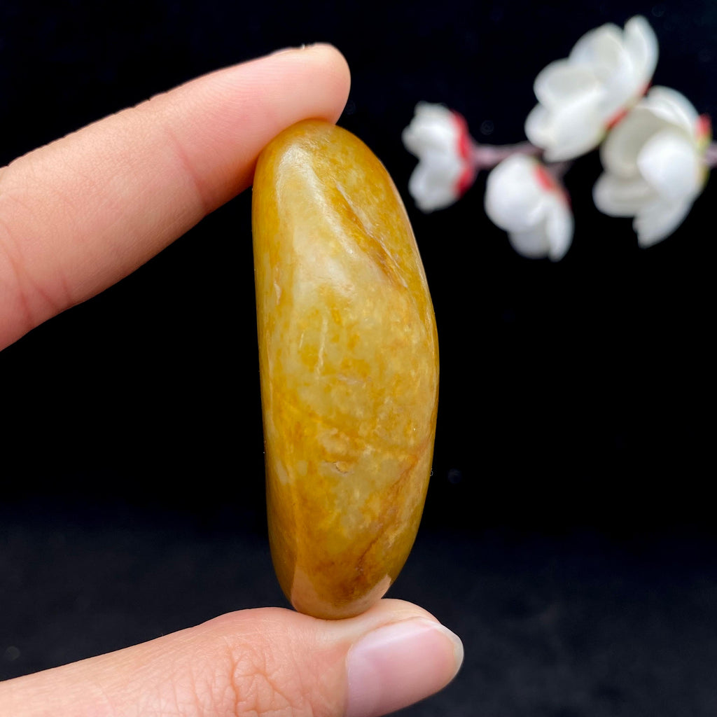 和田玉满黄皮籽料（54.5g）