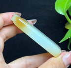 新疆和田玉且末料双糖色羊脂玉平安无事牌（69.4g）
