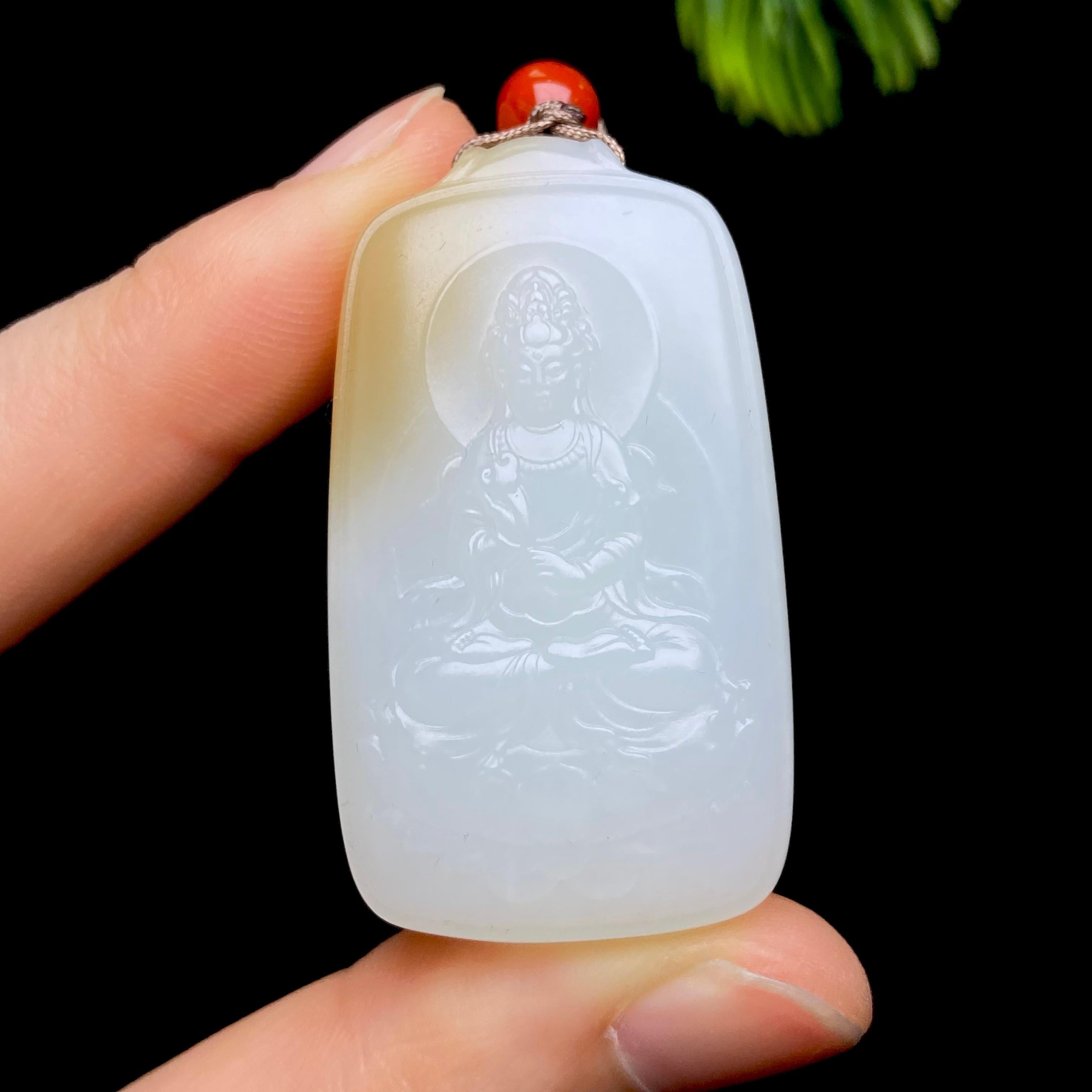 和田玉且末金山糖白观音（30.9g）