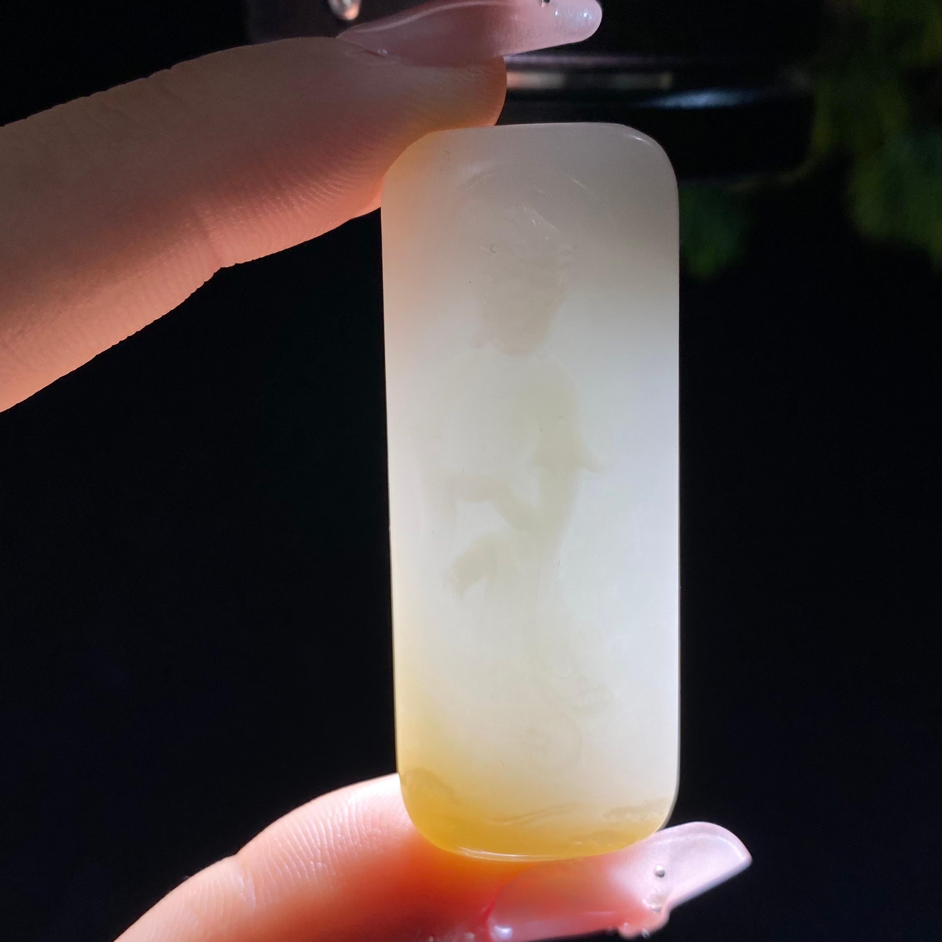 【超值推荐】和田玉糖白观音（18.3g）