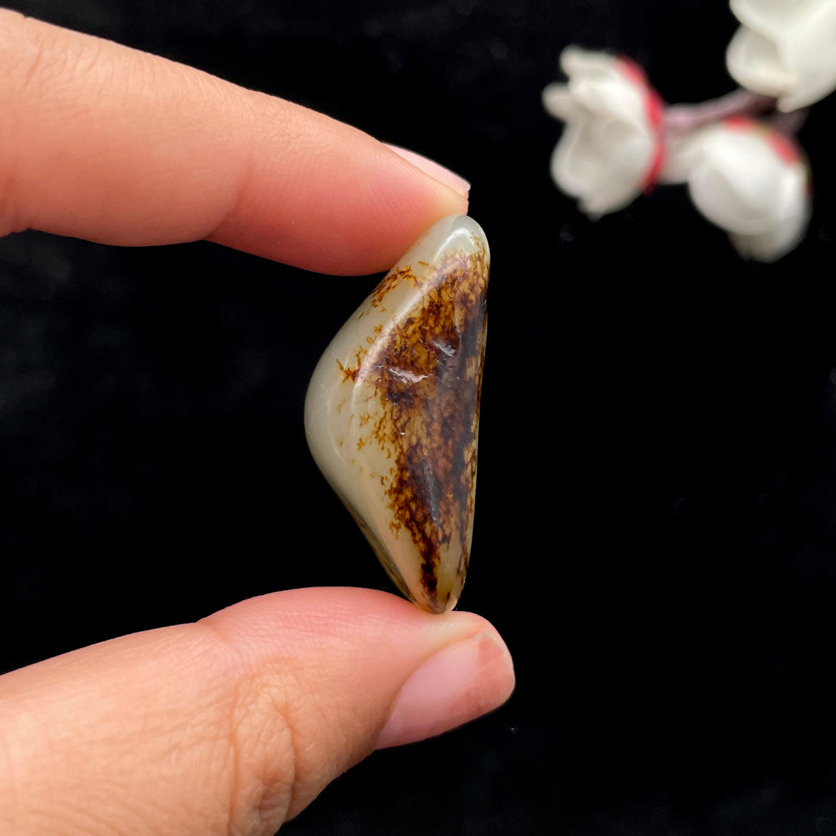 和田玉聚红皮籽料吊坠籽（13.2g）