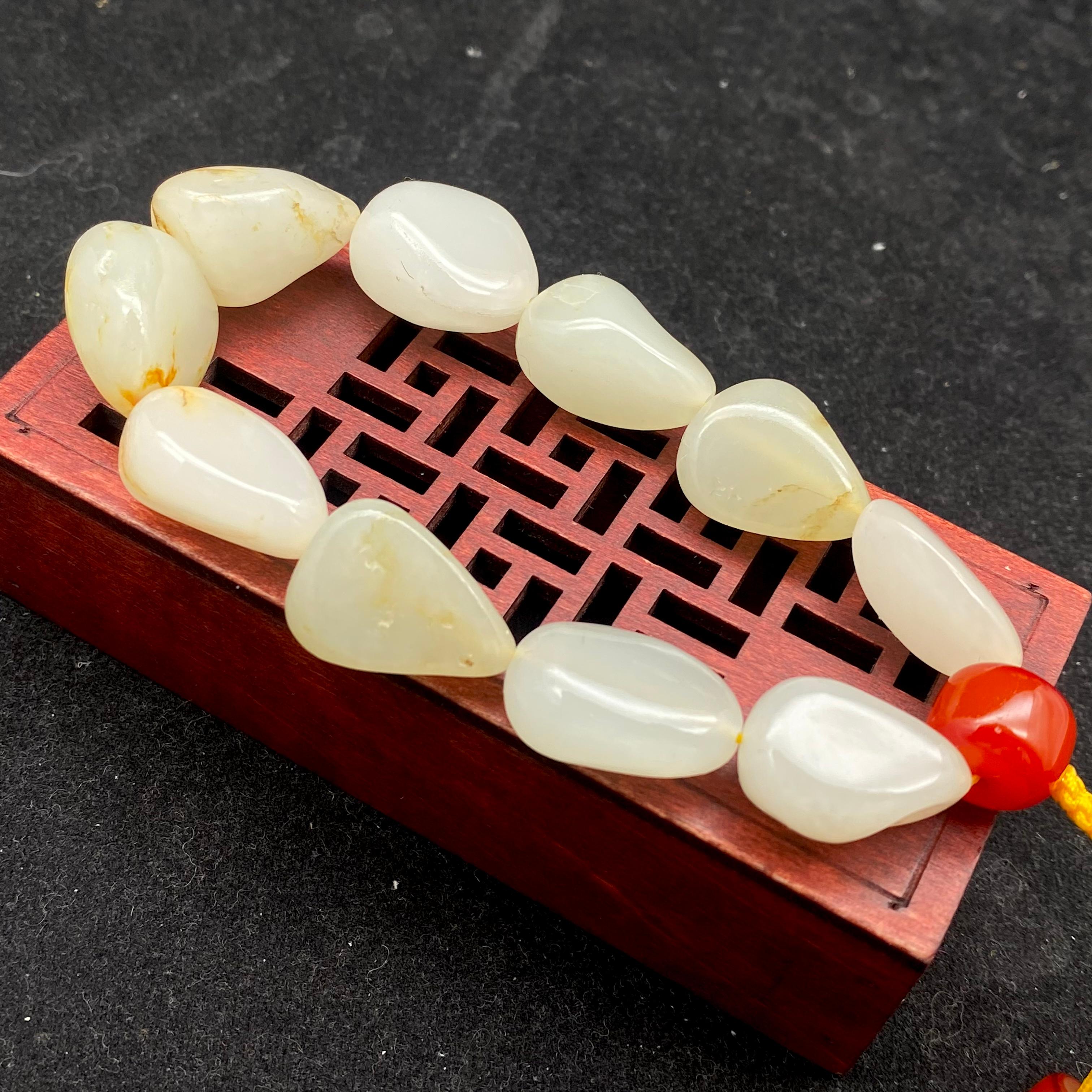 和田玉洒金皮【精品手串】（45.6g）