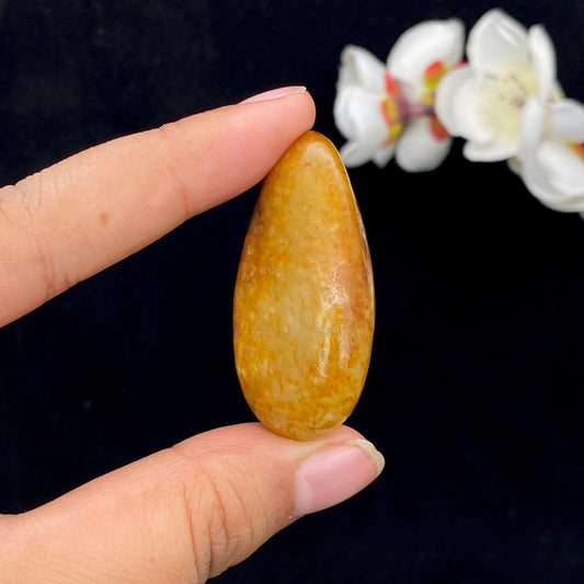 和田玉黄沁皮籽料原石（26.3g）