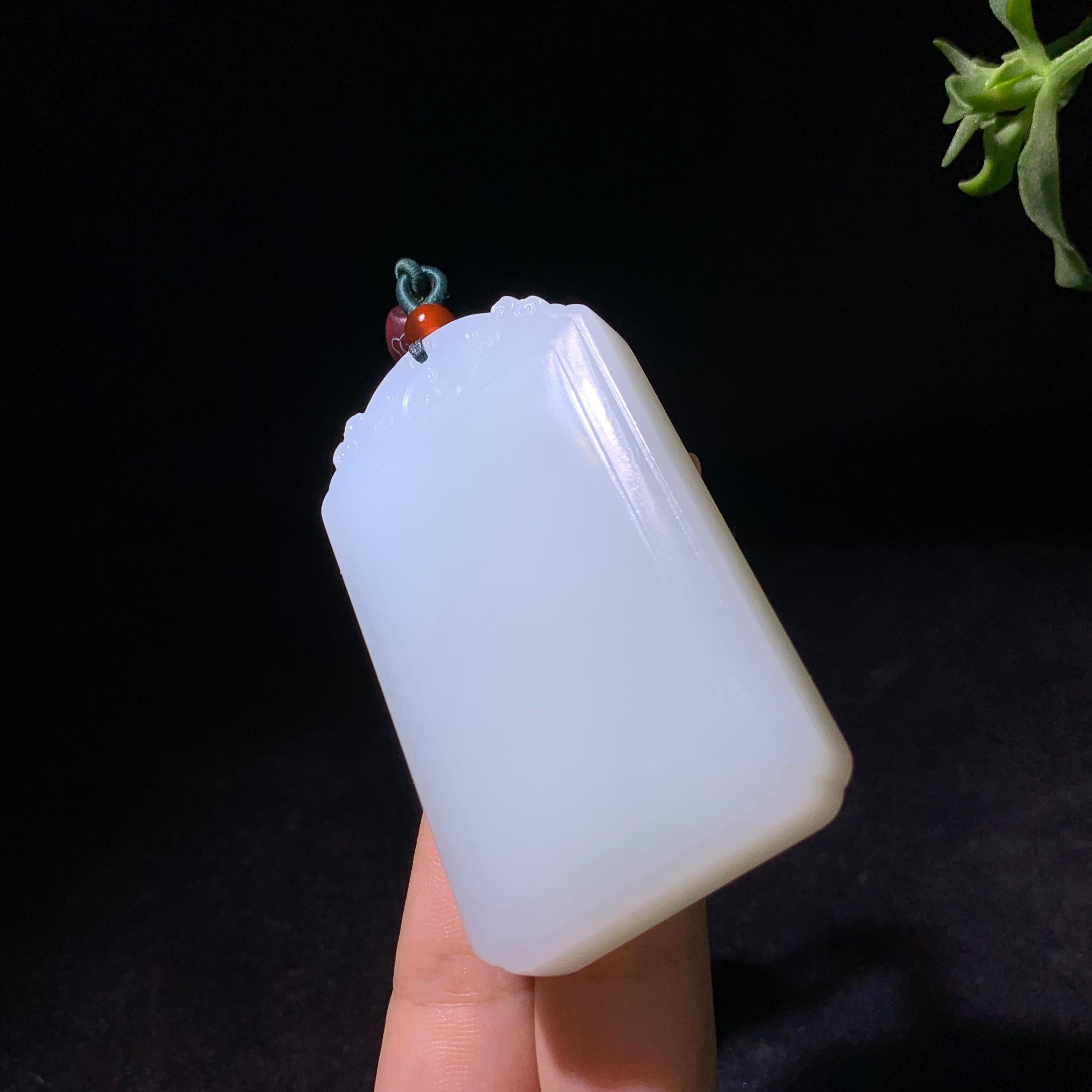 精品和田山料白玉无事牌挂件（91.2g）