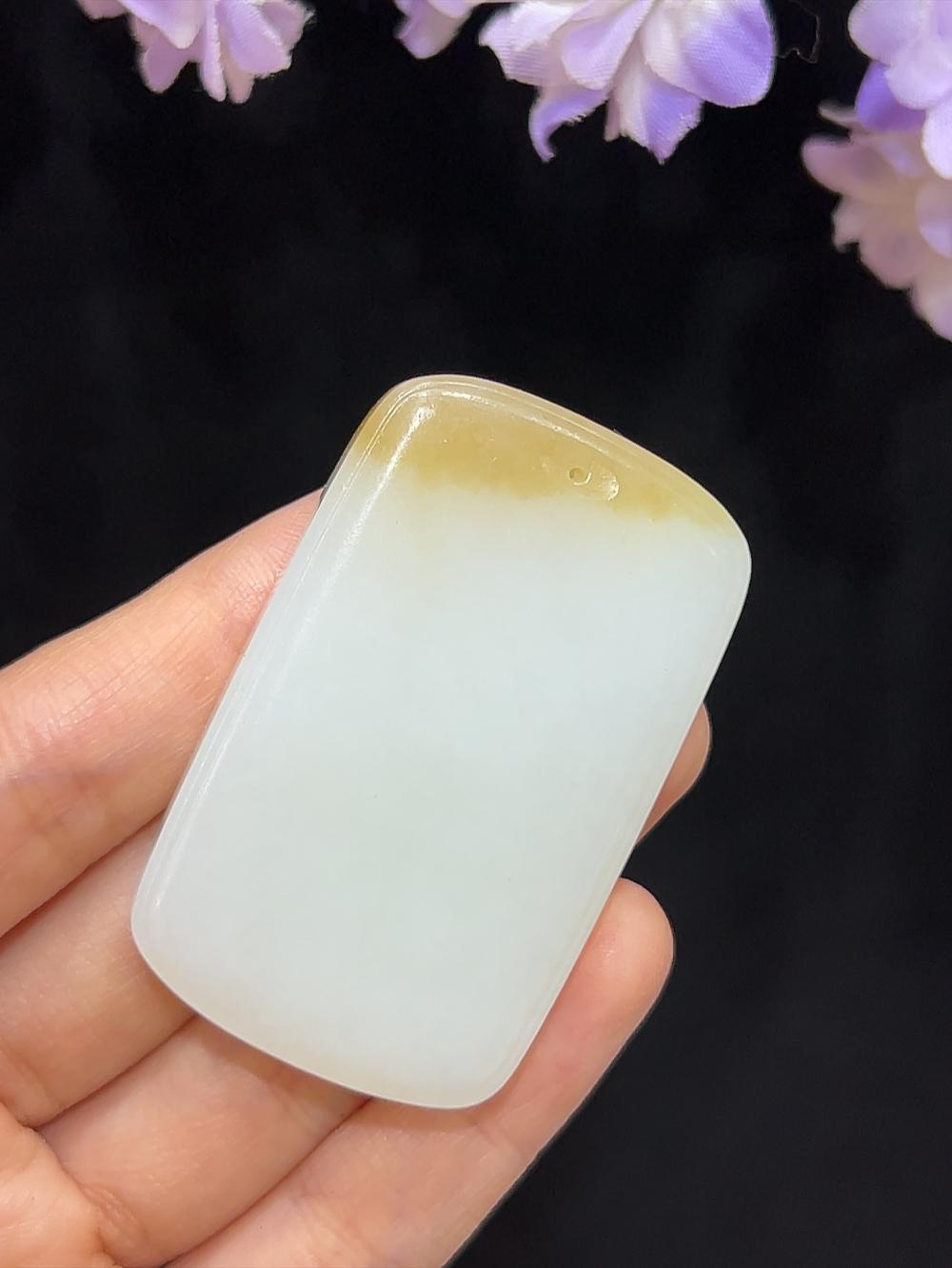 和田玉且末料糖平安无事牌（43.2g）